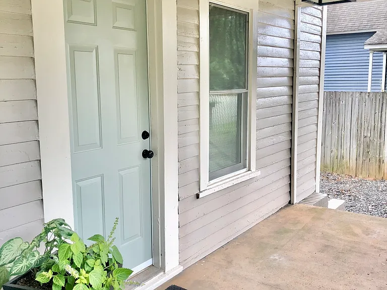 702 Radford St #B — Photo 2