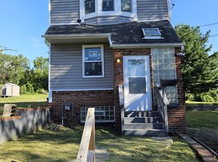 3144 Bohem St, Pittsburgh, PA 15213