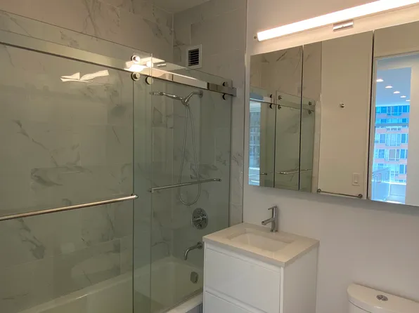 250 East 54th Street image 19 of 26