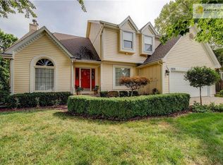 11375 S Widmer St, Lenexa, KS 66215