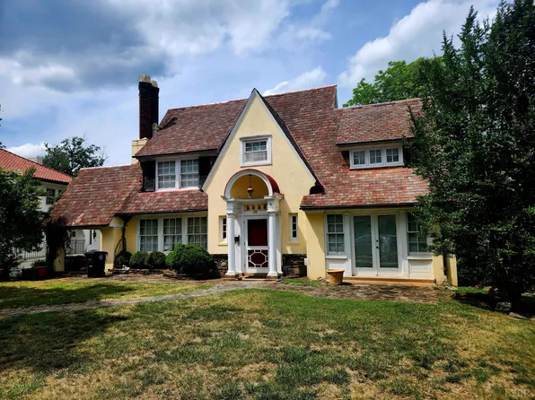 202 Oakwood Pl, Lynchburg, VA 24503