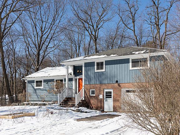 3rd image of 45 Crescent Road