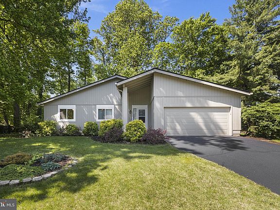 2nd image of 12535 Arnsley Ct