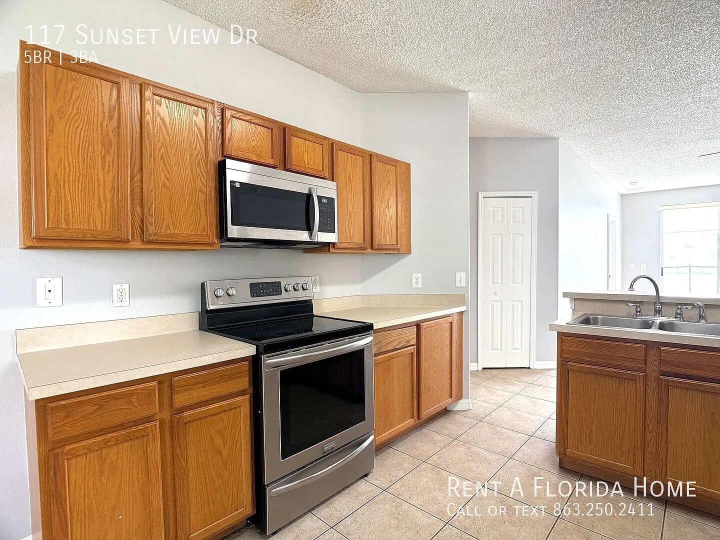 Desirable Location in a Gated Community! Fresh Interior Paint! Cul-de-Sac Location! Pool Care Inc... — Photo 4
