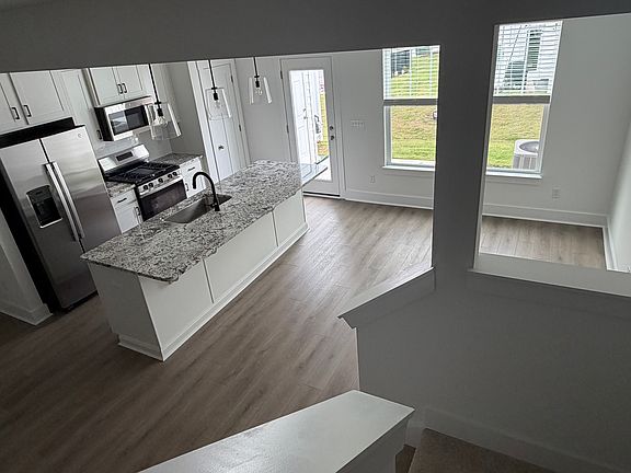 3rd image of 505 Harebell Way #505
