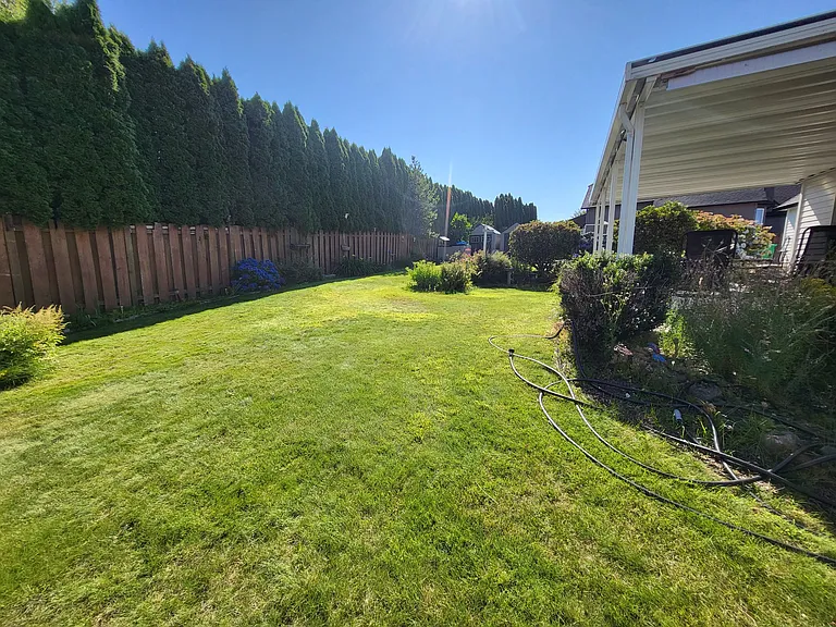 4058 SW Brittany Dr — Photo 60