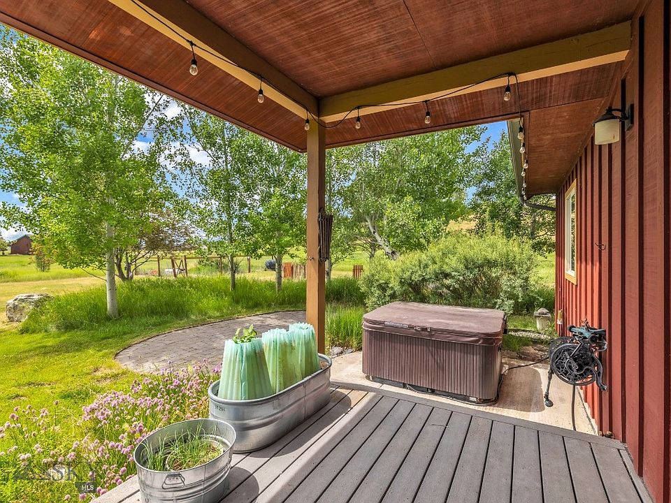 7th image of this home