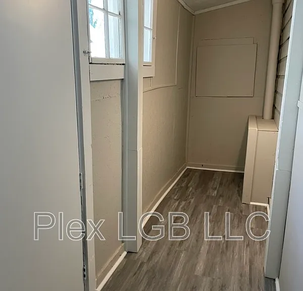 1 Union Ct — Photo 2