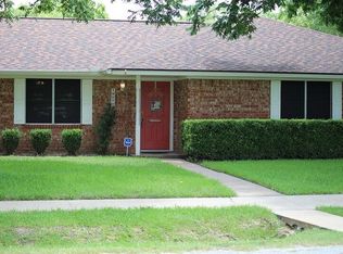 1927 West St, Rosenberg, TX 77471