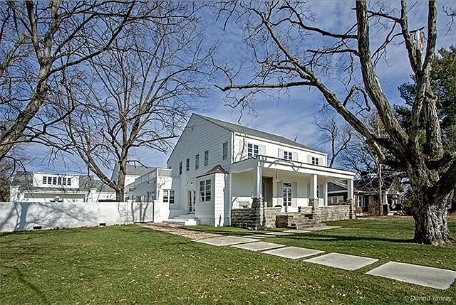 1st image of 1500 Gale Ln