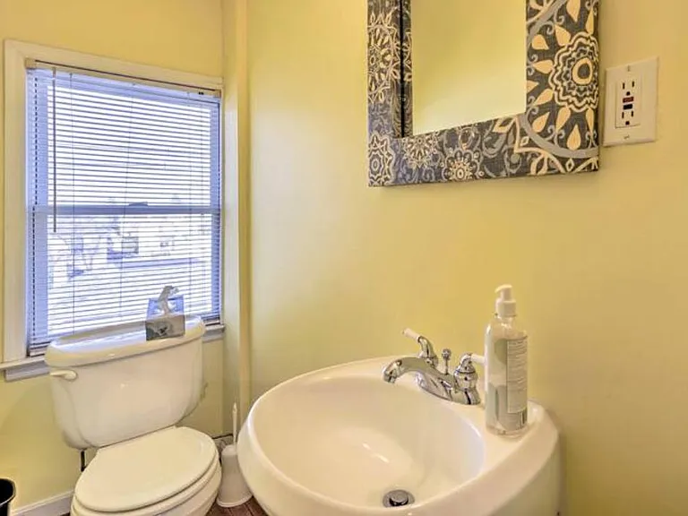 317 Elberon Ave — Photo 23