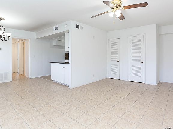 3rd image of 201 W SILVER SANDS DR #5