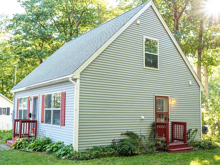 1 Sarah Ln — Photo 28