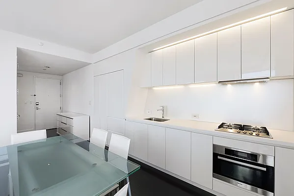 Rented by Compass | media 12