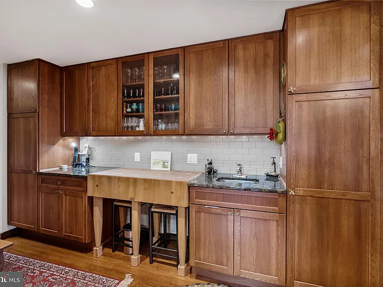 444 Shady Ln — Photo 12