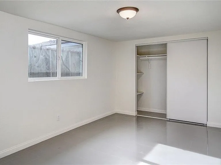 1516 W Hellman Ave #B — Photo 6
