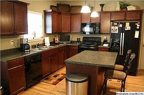 2nd image of 1033 Riviera Dr