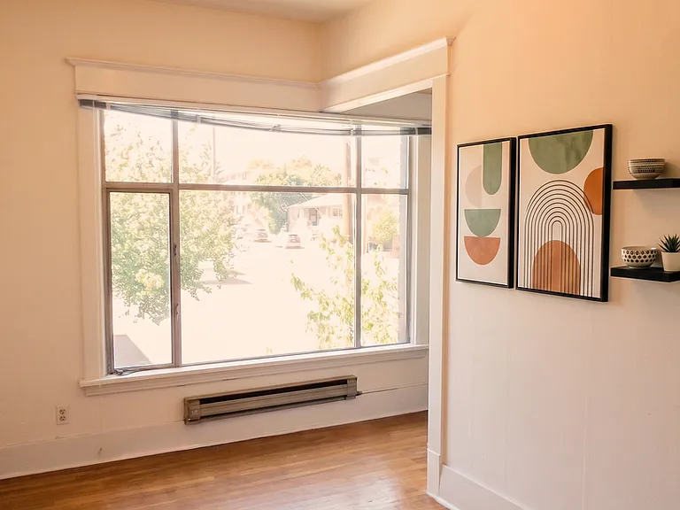 Fremont Apartments - Located on Fremont Ave — Photo 5