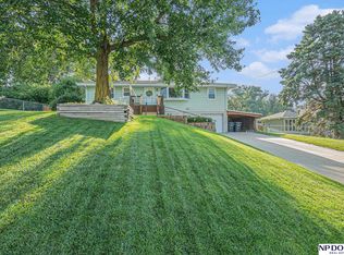 3722 N 75th St, Omaha, NE 68134