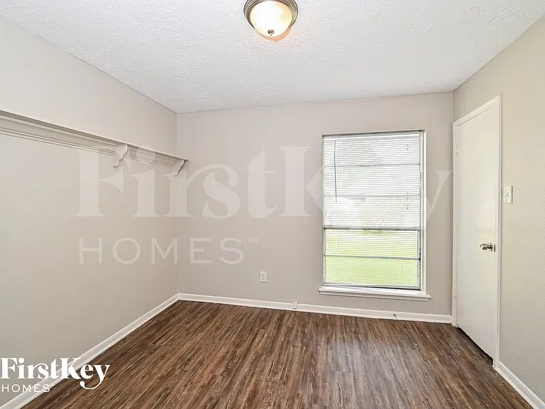 13706 Oleoke Ln — Photo 13