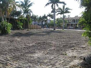 2nd image of 421 Seven Isles Dr
