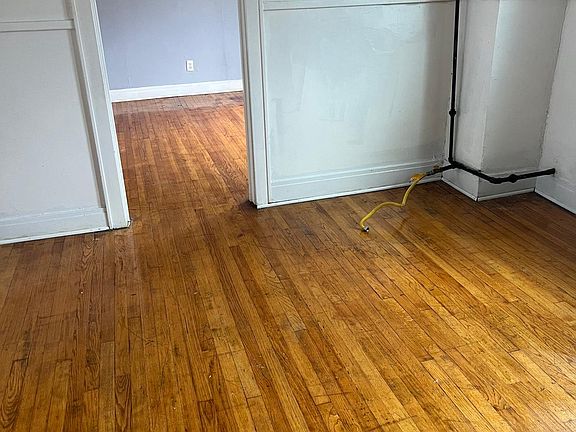 3rd image of 28 Memorial Dr #2