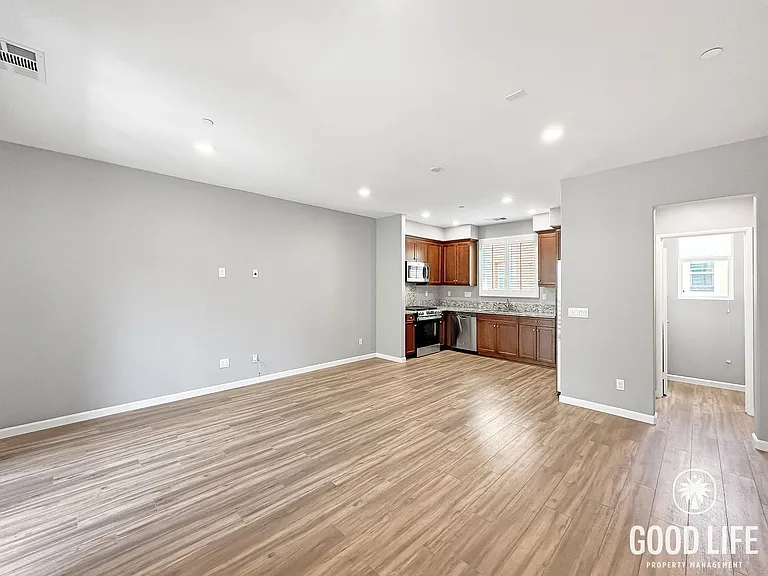 2730 Sparta Rd #13 — Photo 4