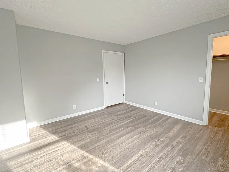 3307 Falls Creek Dr — Photo 7