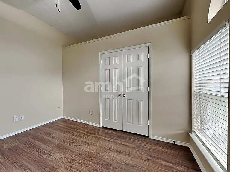 223 Dartmouth Dr — Photo 15
