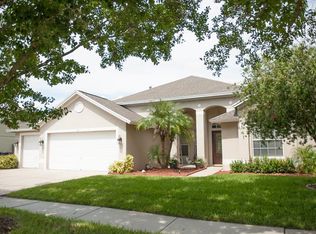 1211 English Bluffs Ct, Brandon, FL 33511