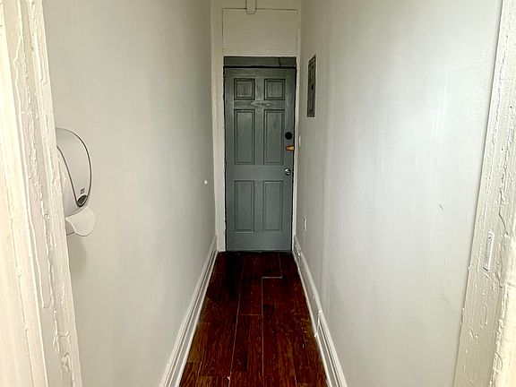 3rd image of 396 Woodbine St APT 2