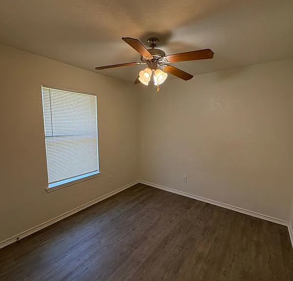 8128 Doreen Ave — Photo 12