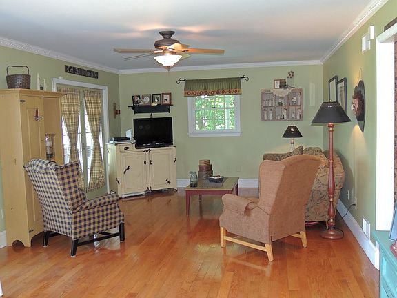 Living Room, Open Floor Plan