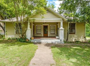 408 W Wilson St, Cleburne, TX 76033