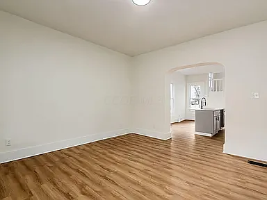 1165 E Whittier St — Photo 4