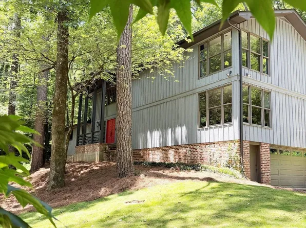 2658 Dolly Brook Ln, Vestavia, AL 35243