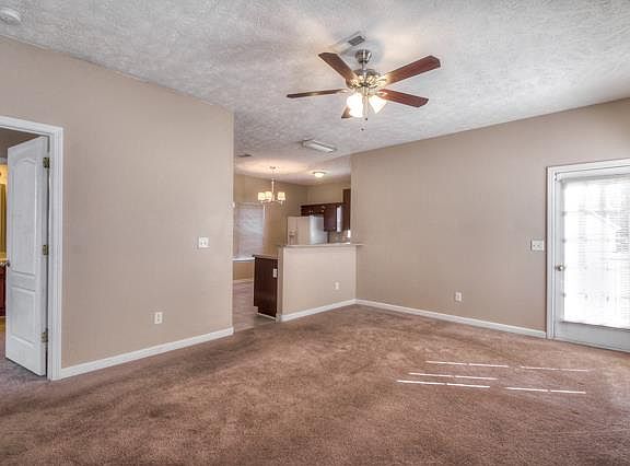 4th image of 2709 Oxford Hall Ave