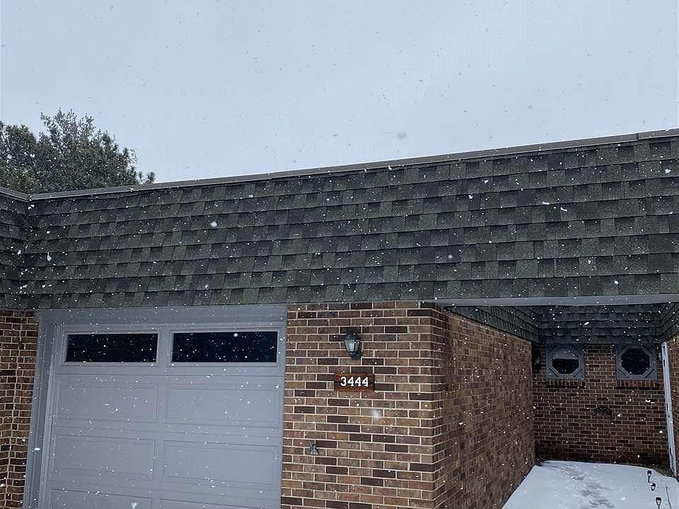 1st image of 3444 Neerpark Dr