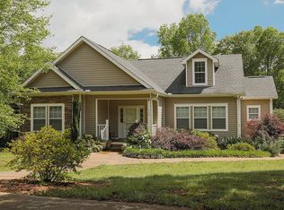 953 Walker Rd, Pendleton, SC 29670