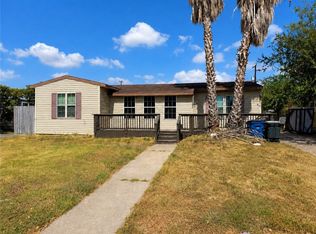 1337 Cambridge Dr, Corpus Christi, TX 78415