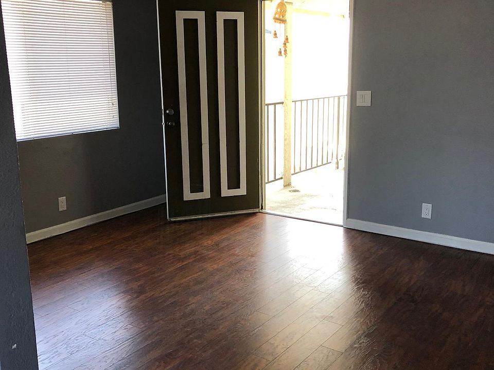 1st image of 230 W Harvard Blvd APT 6