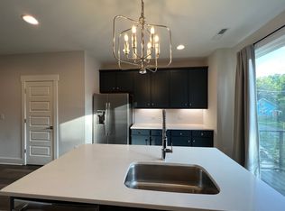 1003 E 36th St, Charlotte, NC 28205