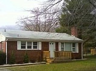 1242 Sterling Rd, Herndon, VA 20170