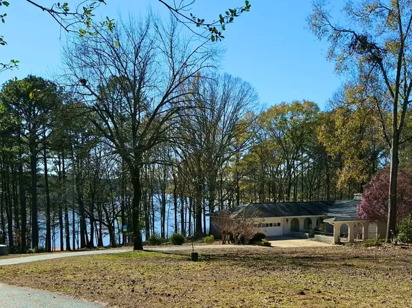 24 N Brooks Rd, Lagrange, GA 30240