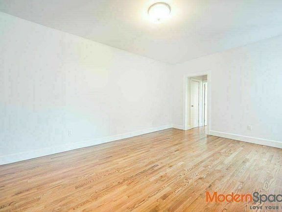 5th image of 144-25 33rd Ave #1EE