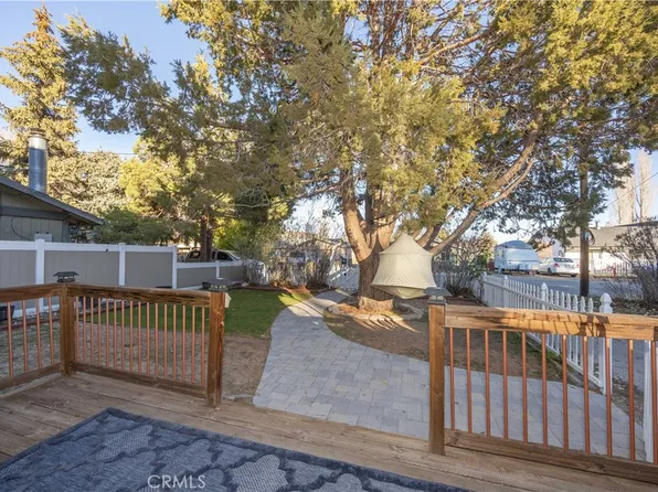 1037 Sequoia Dr, Big Bear City, CA 92314