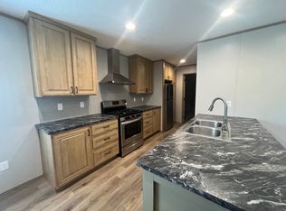 83 Southwick Dr, Hereford, PA 18056