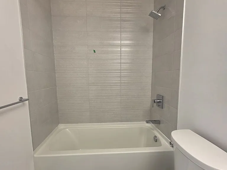 75 James St S #1916 — Photo 8