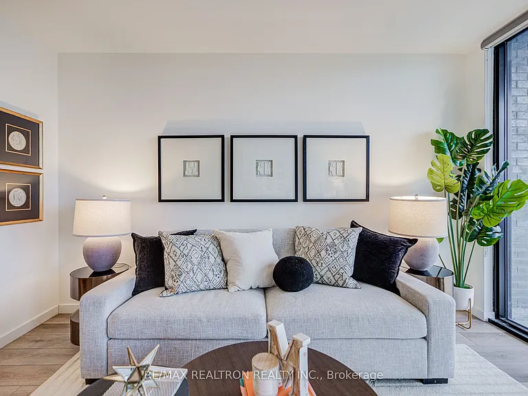 7 Smith Cres #518 — Photo 17