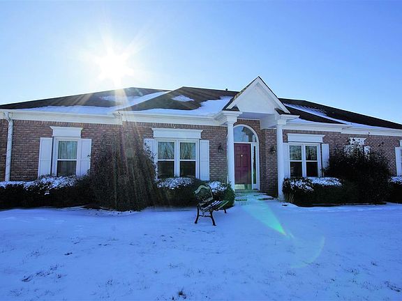 3rd image of 2775 Feathers Chapel Dr